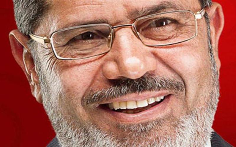 مرسي يدعو المصريين للتصويت على الدستور 