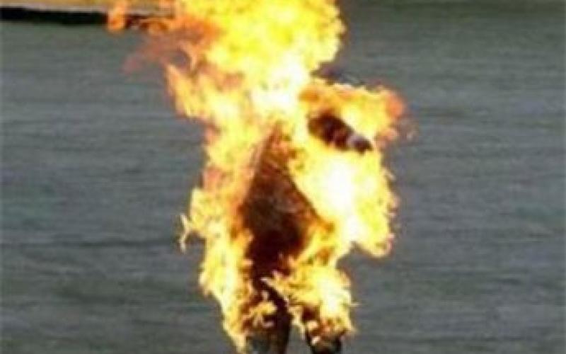 غزة: ضاق به الحال فأحرق نفسه