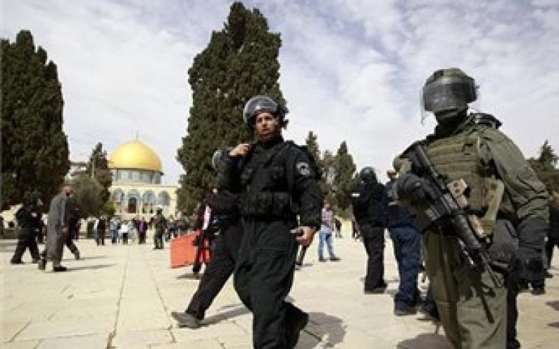منع 25 حارسا من دخول الأقصى
