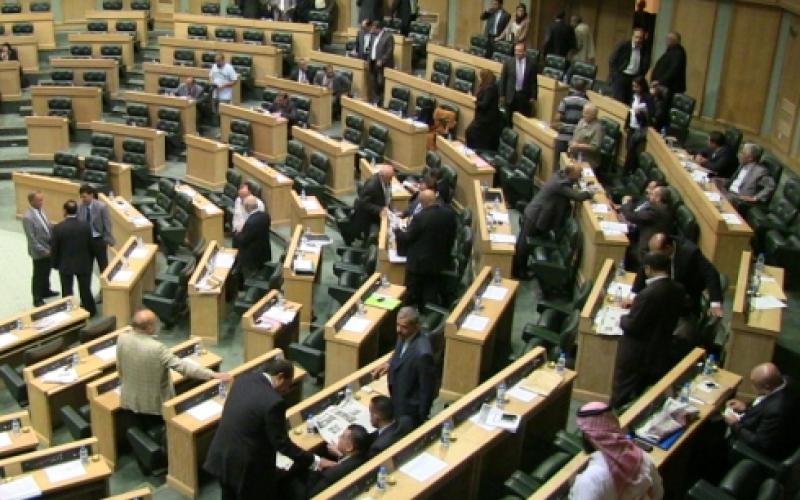 النواب يرفعون الاقتطاعات الشهرية على المنشأة والمؤمن بالضمان- فيديو