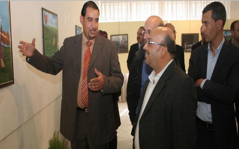 افتتاح معرض تشكيلي في الجامعة الاردنية