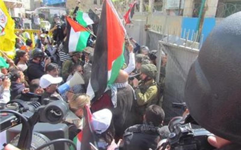 الخليل تنتفض في ذكرى مجزرة الحرم الإبراهيمي