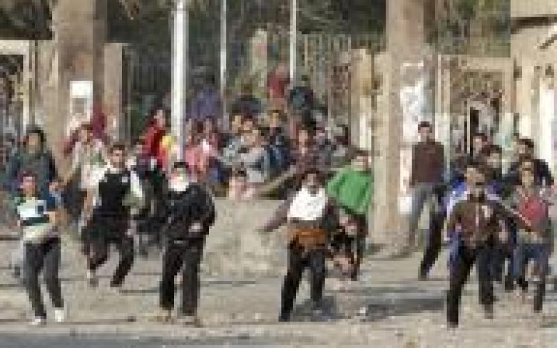 مصر: محاكمة مرشد الإخوان ومئات المتهمين