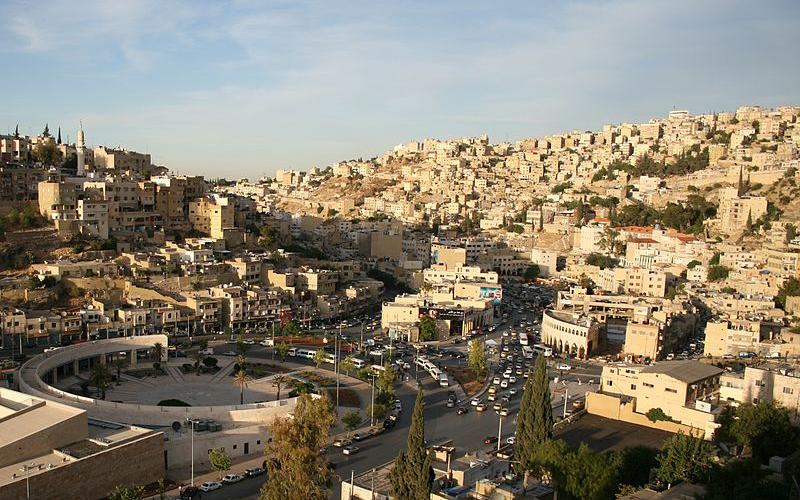 حملة ازالة لبسطات وسط البلد