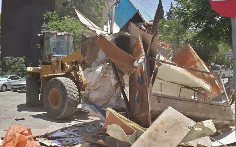 الأمانة تواصل حملة إزالة البسطات 