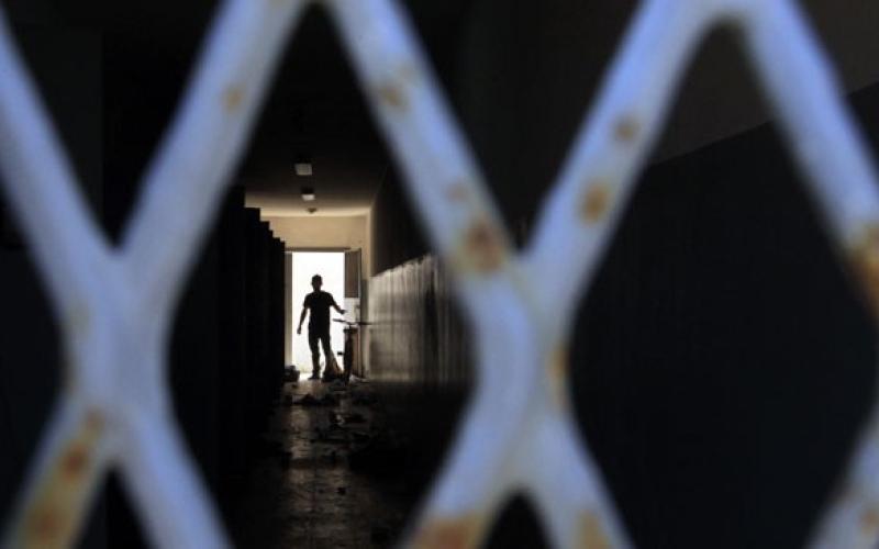 لاجئون يوثقون اعتقالهم وتعذيبهم في سورية