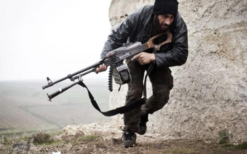 الجيش الأمريكي يدفع للمعارض السوري 400 دولار شهريا