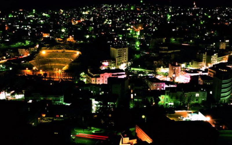 مظاهر المعاصرة تخفي وجه وسط البلد التراثي