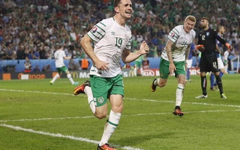 إيرلندا تهزم إيطاليا في ختام الدور الأول من اليورو - تقرير صوتي