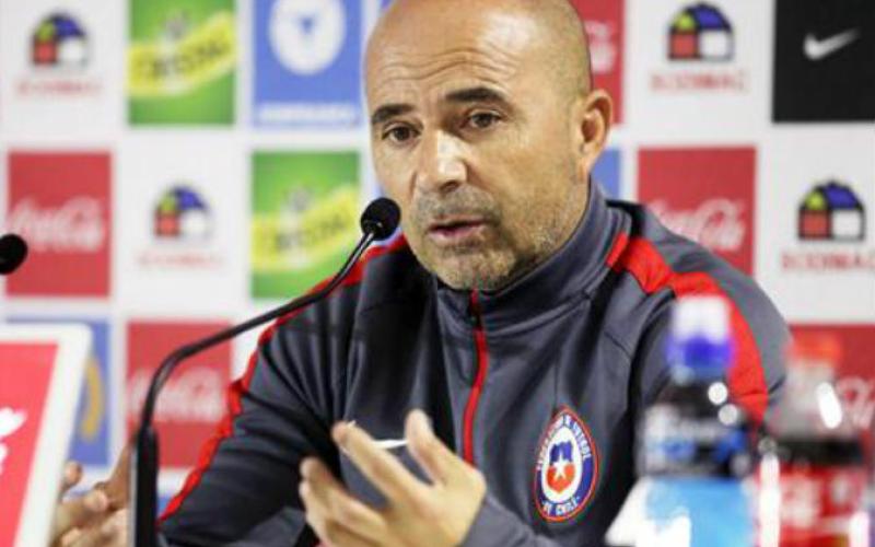 ميسي يحدد خليفة انريكي في برشلونة