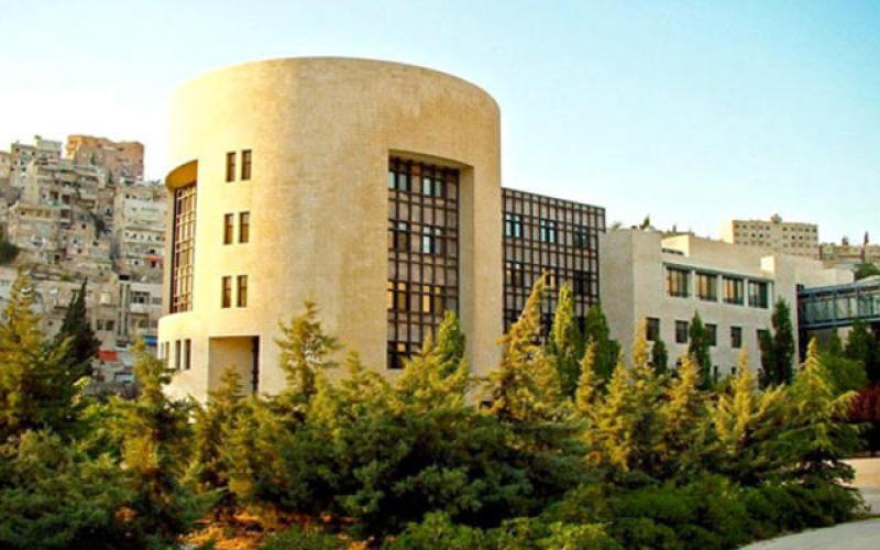 تفويض مديري المناطق بإصدار رخص المهن المنزلية