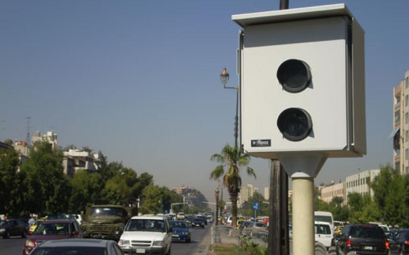 تركيب صناديق رادارات وكاميرات مراقبة السير