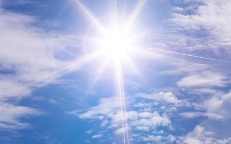 أجواء حارة نسبيا نهارا لطيفة مساء