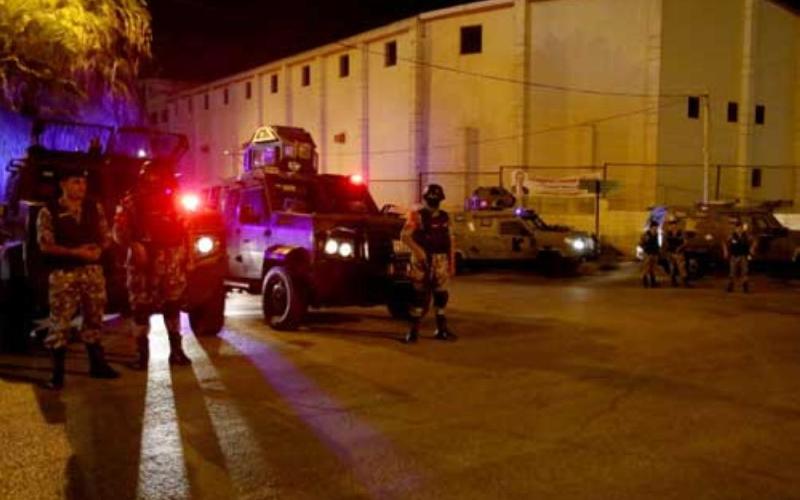 حادثة السفارة ومصير طاقمها