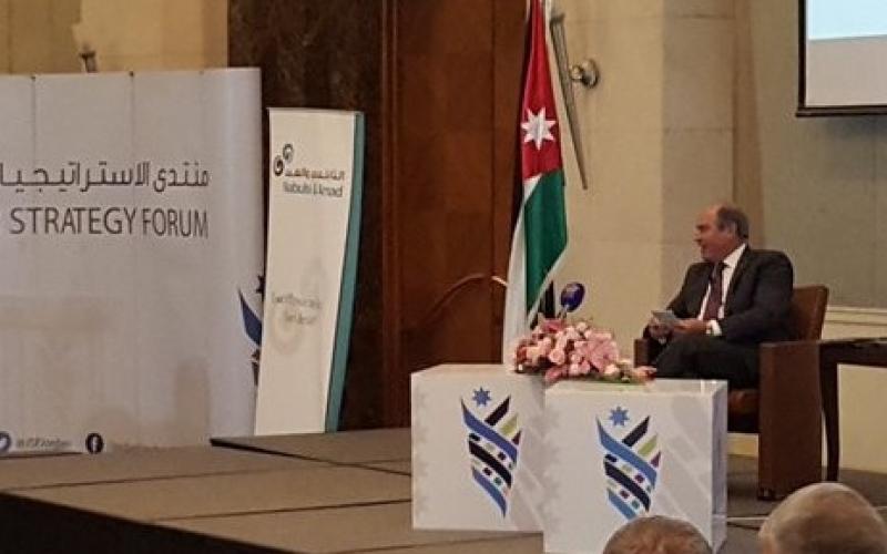 الملقي: لا مساس بالطبقة الوسطى