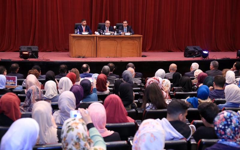 محافظة للطلبة الجدد: "الأردنية" ستبذل كل ما بوسعها لجعل دراستكم تجربة ممتعة