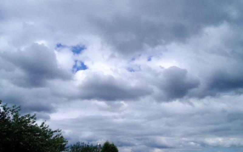 أجواء معتدلة نهارا وباردة نسبيا مساء