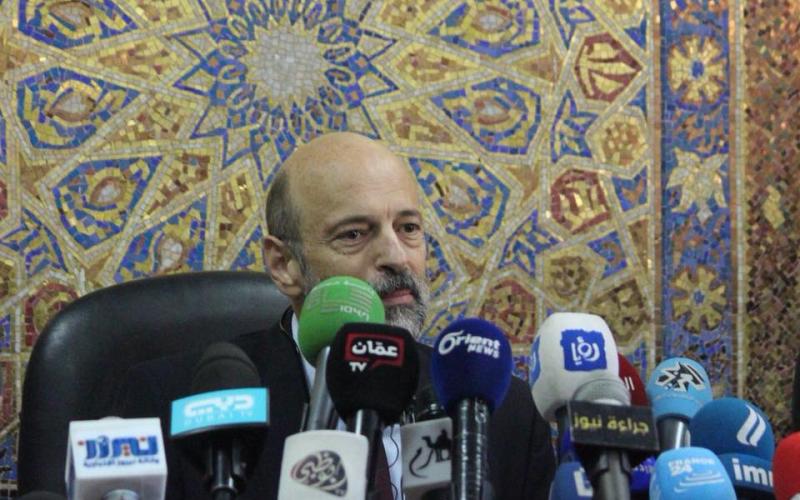 انتقاد لغياب ملفات سياسية في مؤتمر الحكومة الأول