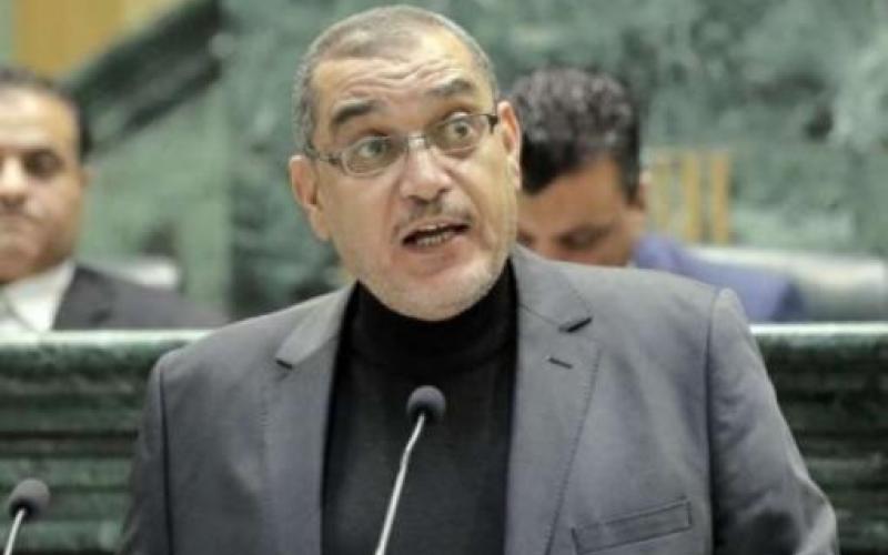 النائب أبو العز: متى ستفرحونا بجلب الكردي