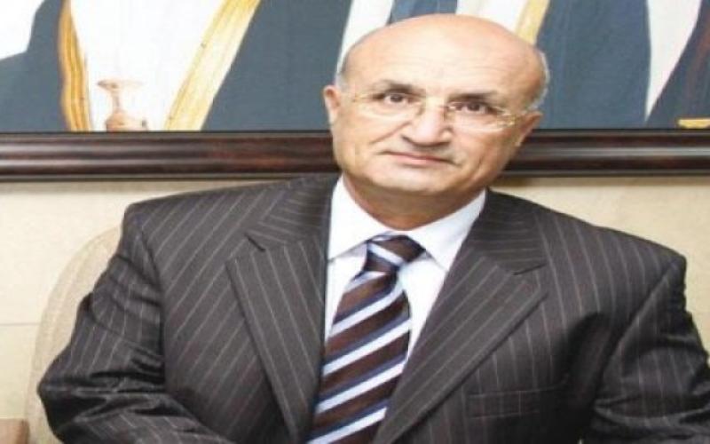 لائحة الاتهام: الوزير الأسبق عويس كان يقصي الموظفين الذين يقفون امام تهريب الدخان