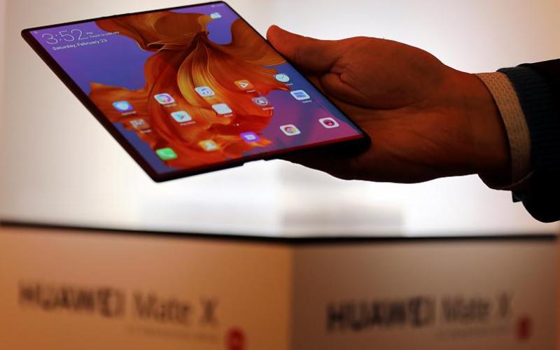 تعرف على ميزات "مايت X" آخر إنتاجات العملاق الصيني "هواوي" القابل للطي
