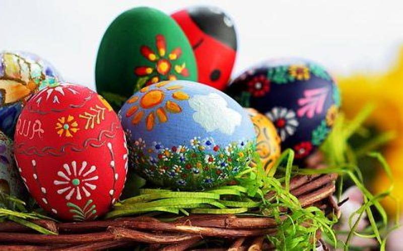 عطلة للمسيحيين بمناسبة احد الشعانين وعيد الفصح المجيد