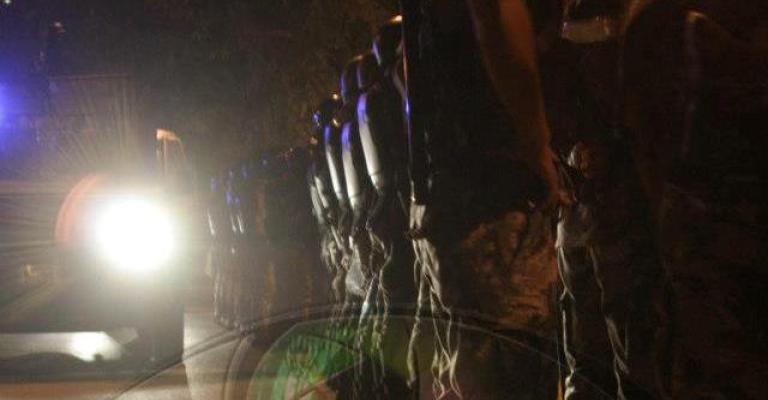 قوات الدرك خلال اعتصام على دوار الداخلية- عدسة محمد حتاملة 