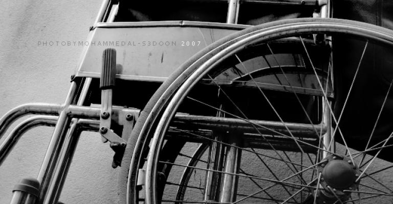 معاقون يتحدون عوائق العمل 