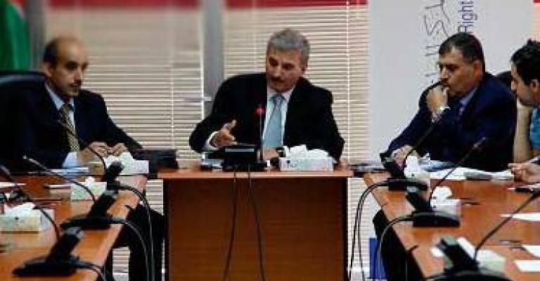 بريزات ينتقد تقارير الوطني السابقة