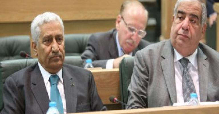 الحكومة تسحب صلاحية التعيين من المجالس البلدية