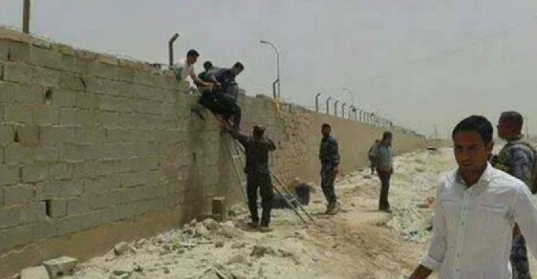 العراق:مسلحون يقتحمون مجمع جامعة الأنبار