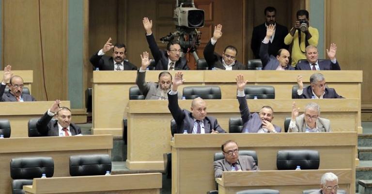 "النوّاب" يحوّل التعديلات الدستورية للجنته القانونية‎