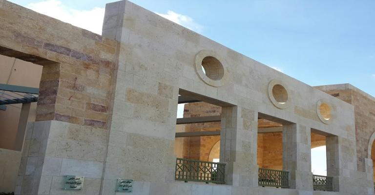 "الغذاء والدواء" تحذر من جهات تبتز المنشات الغذائية