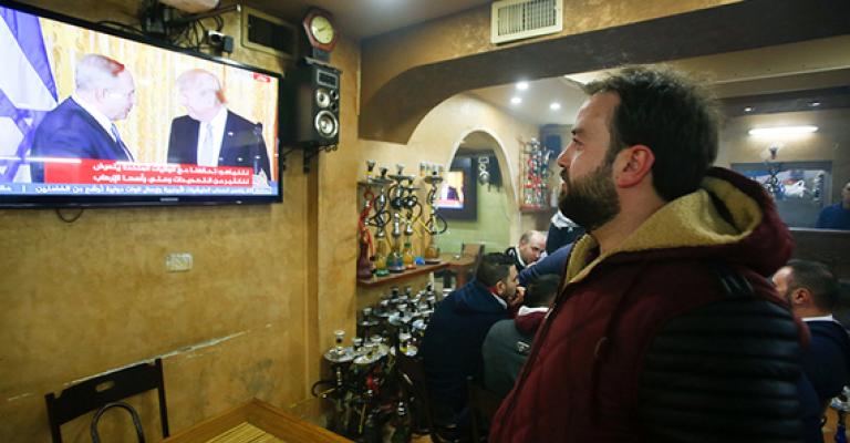 لماذا لا يستطيع القادة العرب استبدال القادة الفلسطينيّين الشّرعيّين لماذا لا يستطيع القادة العرب استبدال القادة الفلسطينيّين الشّرعيّين