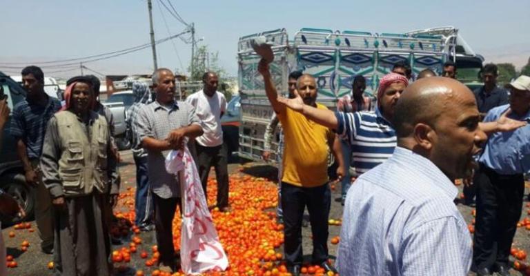 خدام: 17 الف مزارع مطلوب للقضاء