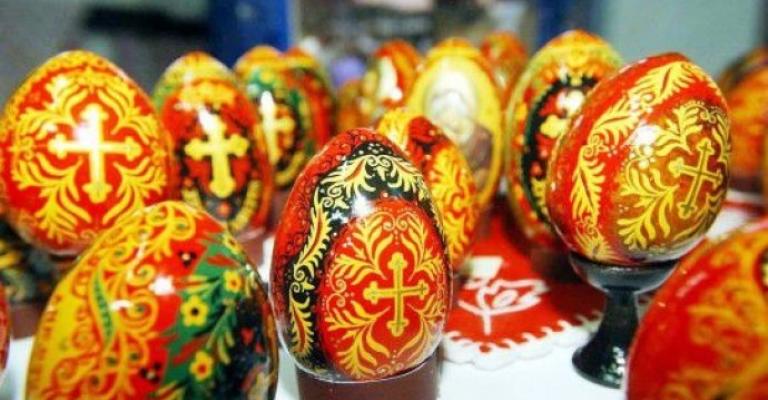 عطلتان للمسيحيين باحد الشعانين وعيد الفصح