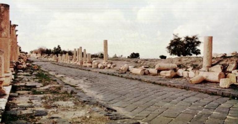 اكتشاف معالم جديدة في أم قيس