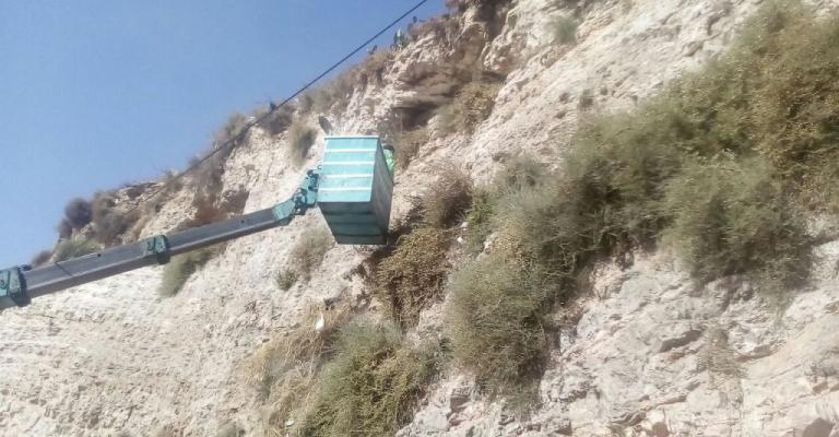 الامانة تنفذ حملات دورية وعلى مدار العام لتنظيف سفوح الجبال