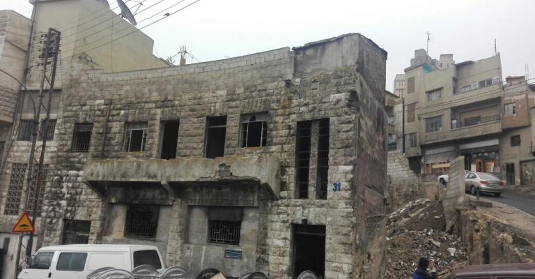 الأمانة تباشر بإزالة المباني المهجورة