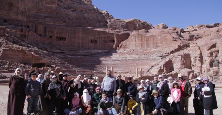 "عيش القدس معانا"