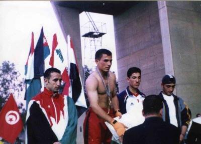 "نادي جديد "للكيك بوكسنغ "نادي جديد "للكيك بوكسنغ