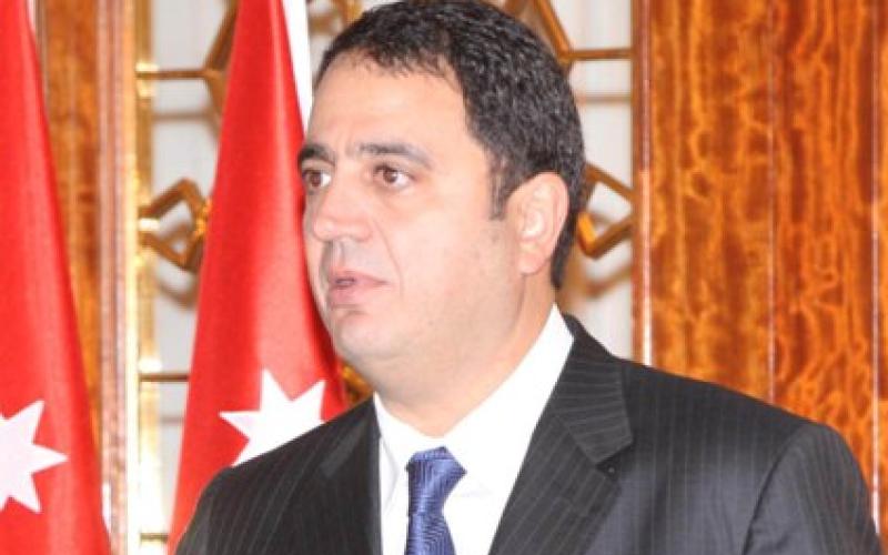 رفع قضية ضد ملحس