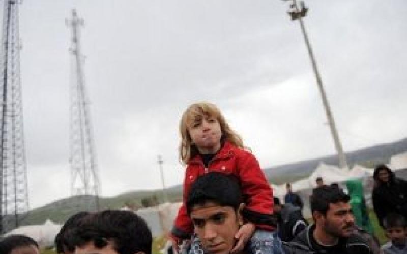 سكن السوريين في الشمال يعيق اللاجئين وجمعيات الإغاثة