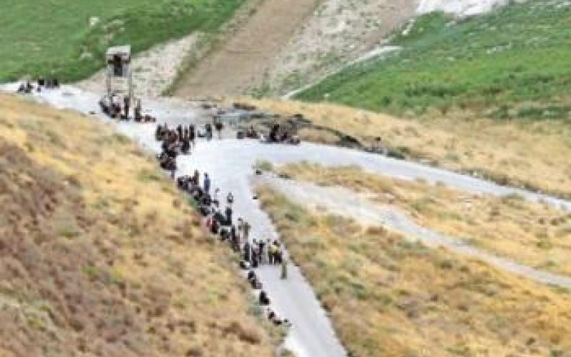 وصول 22 لاجئا سوريا جريحا للأراضي الأردنية