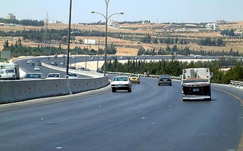 محاولات لمنع اعتصام مفتوح على طريق المطار 