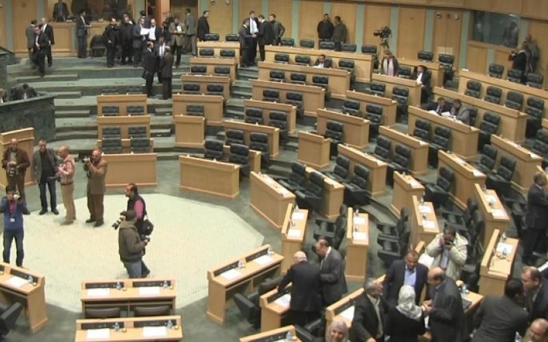 النواب يقرون "القضاء الإداري" و"التقاعد المدني"