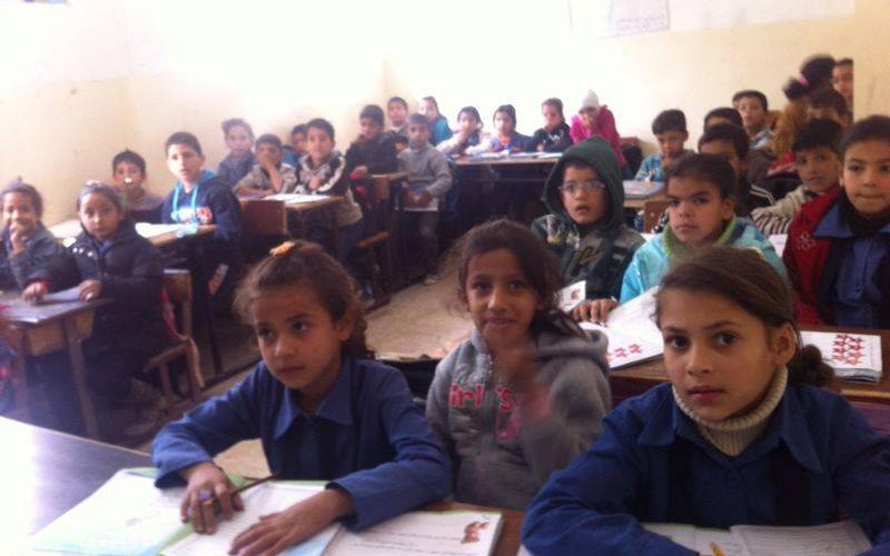 "المعلمين" تكشف سوء وضع مدرسة اساسية و"التربية" تصفها بالمتميزة