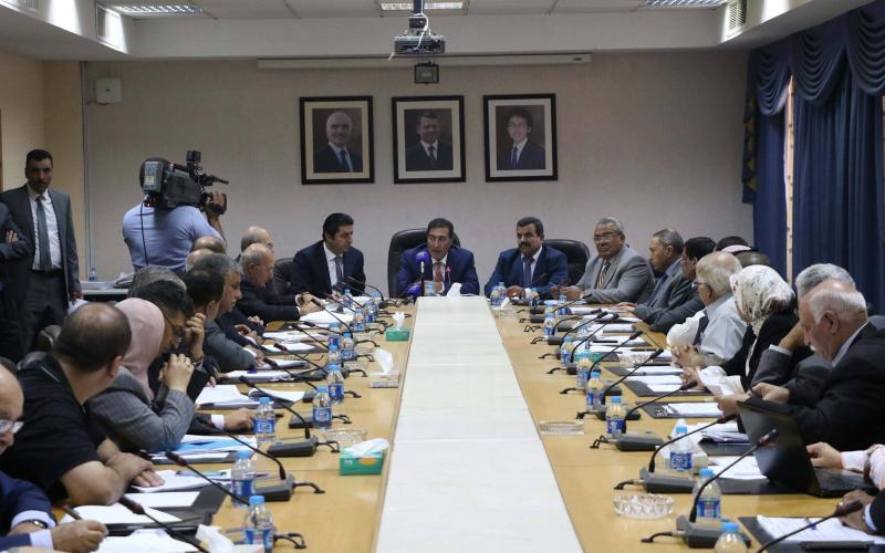 العماوي: منع حضور الصحفيين لجلسة "الانتخاب" جاء بطلب من أصحاب الدولة