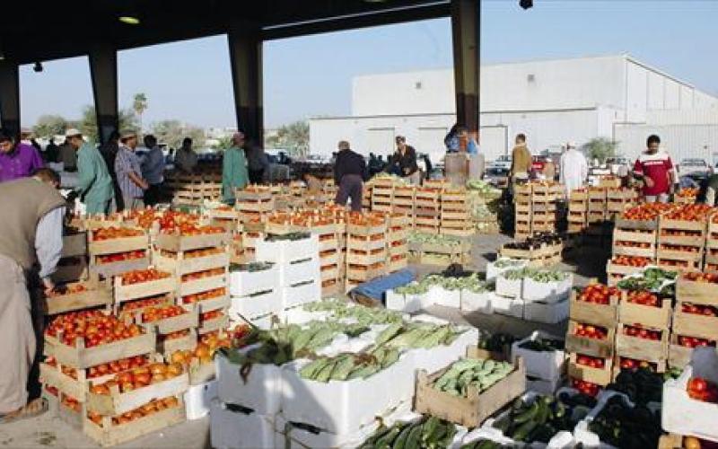 نحو 2400 طن خضار وفواكه تصل "مركزي عمّان"