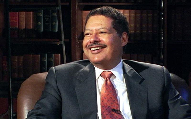 وفاة العالم المصري أحمد زويل الحائز على جائزة نوبل في الكيمياء